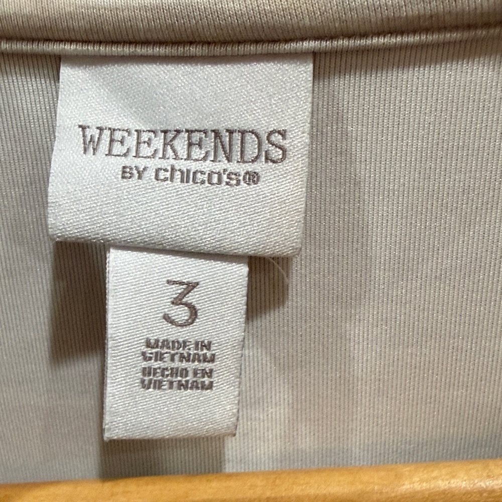 Chico's Weekends Light Taupe Zip-Front Drawstring Utility Jacket - Picture 2 of 12
